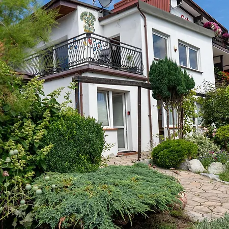 ホームステイ Agra Ogrod *