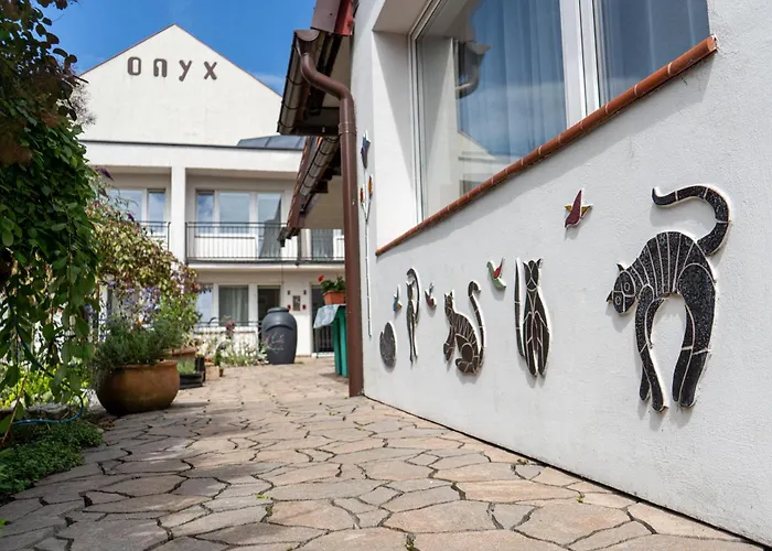 Agra Ogrod Pansiyon *